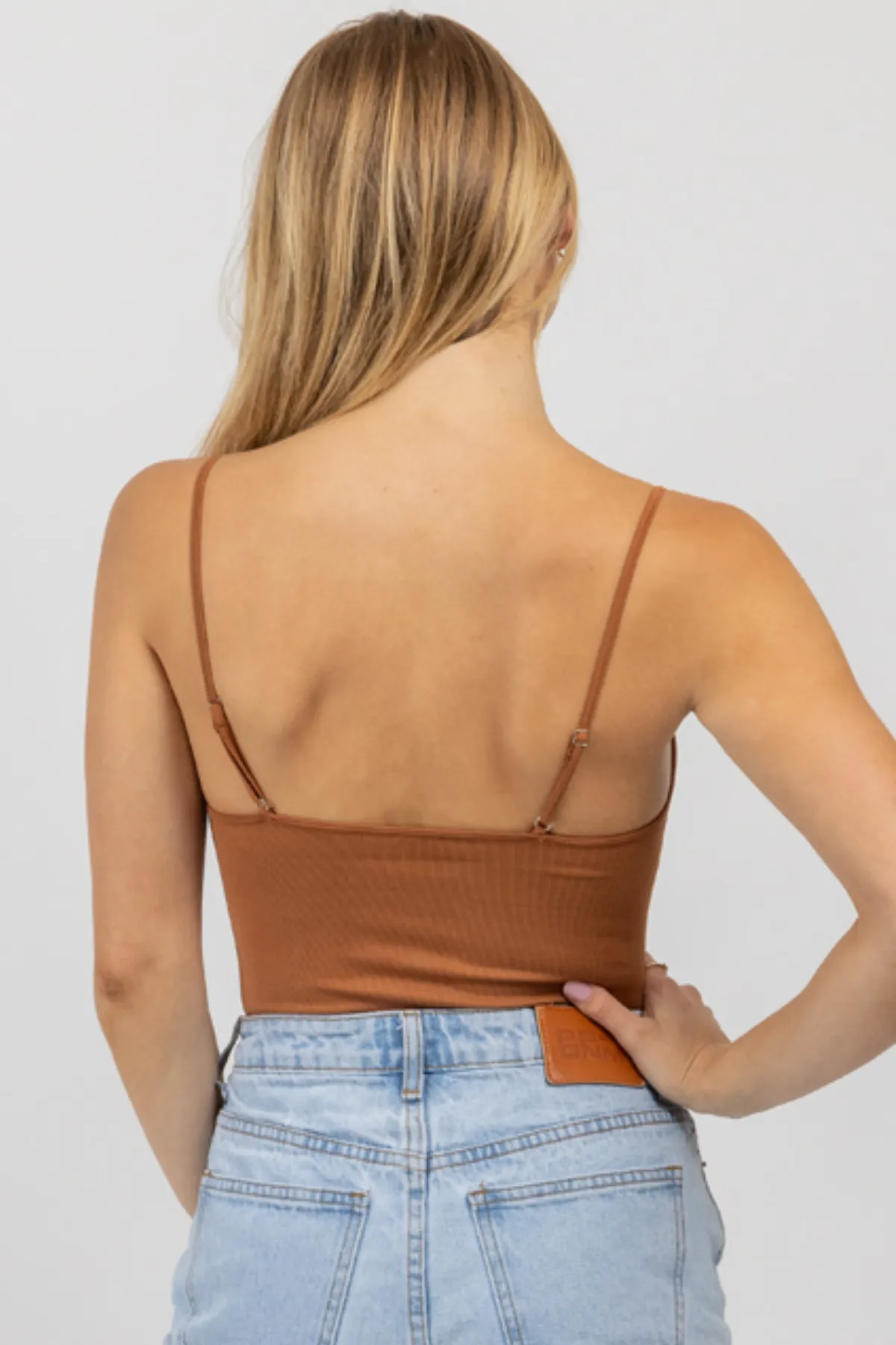 COPPER RIB SCOOPNECK CAMI BODYSUIT