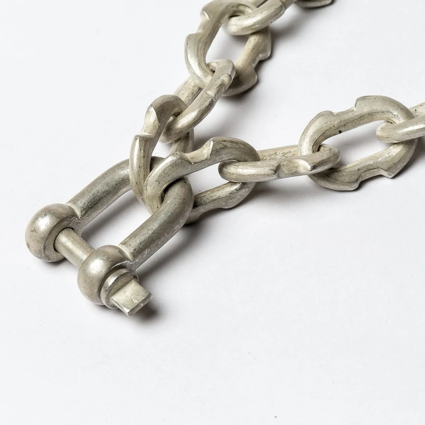 Deco link charm chain choker - acid silver