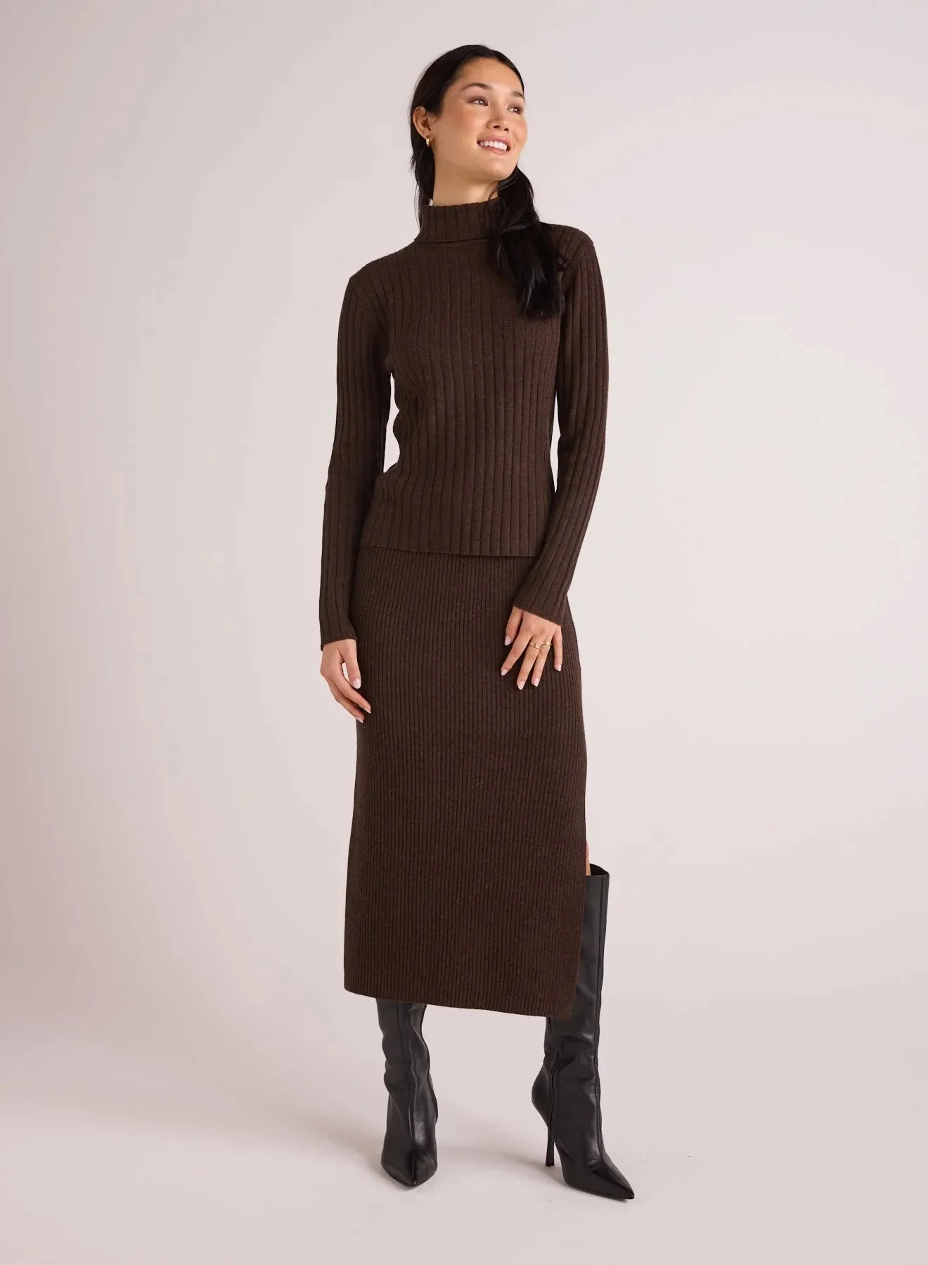 Knit Skirt with Slide Slit