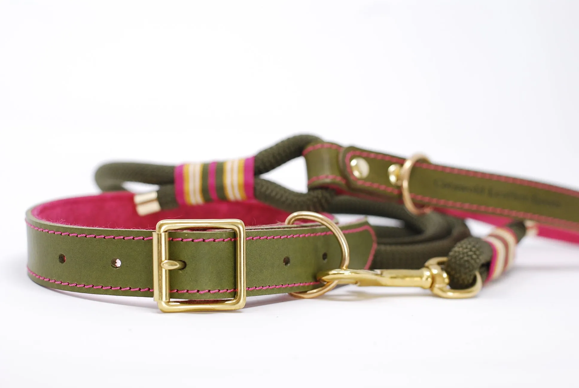 Leather and felt dog collar