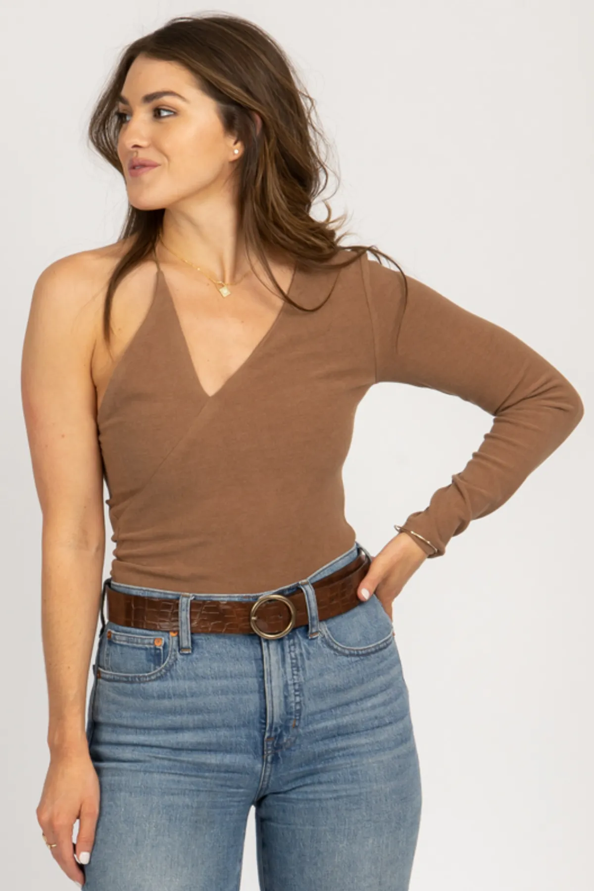 MOCHA SPAGHETTI STRAP CUTOUT BODYSUIT