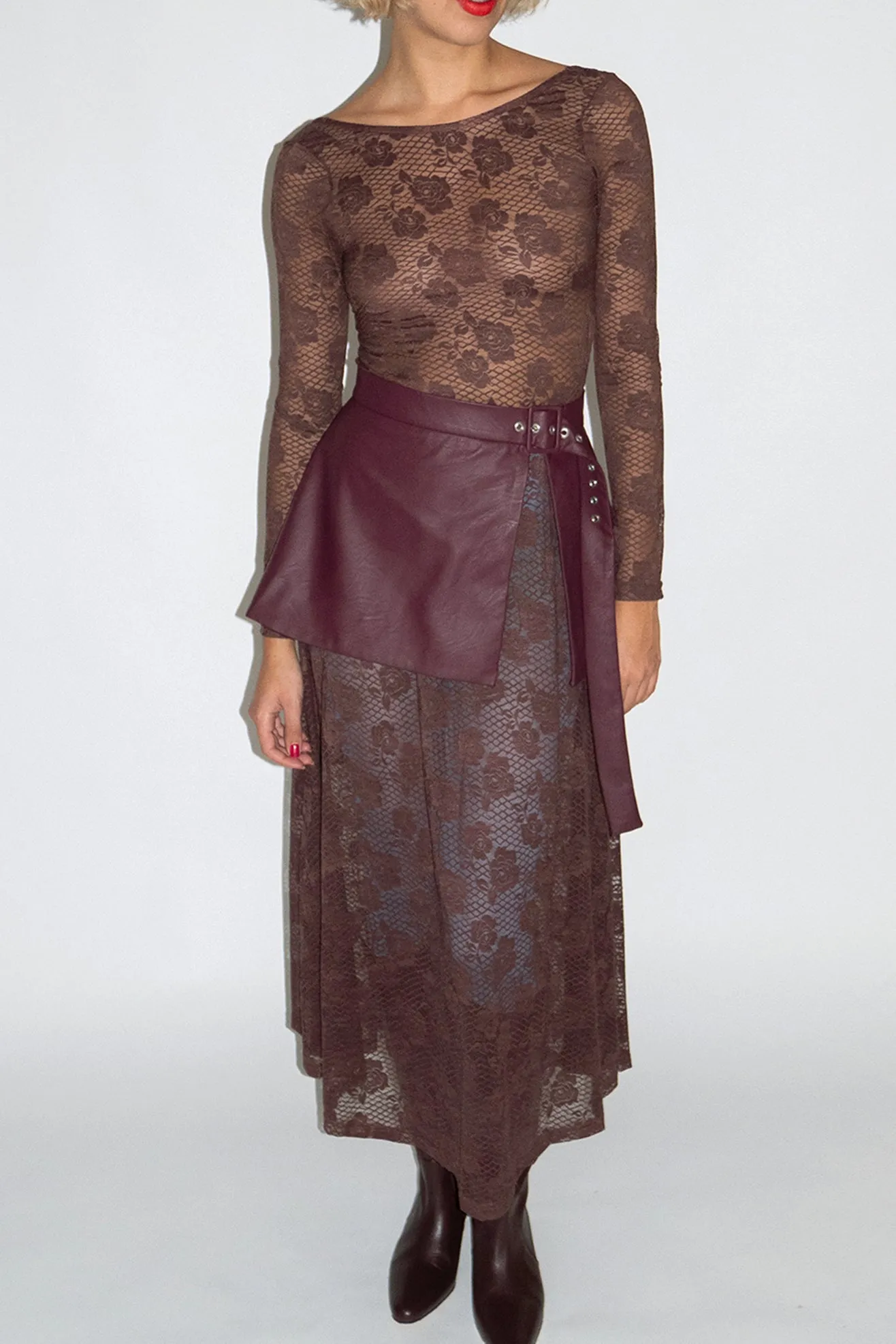 MR. LARKIN, Uma Peplum Belt, Bordeaux