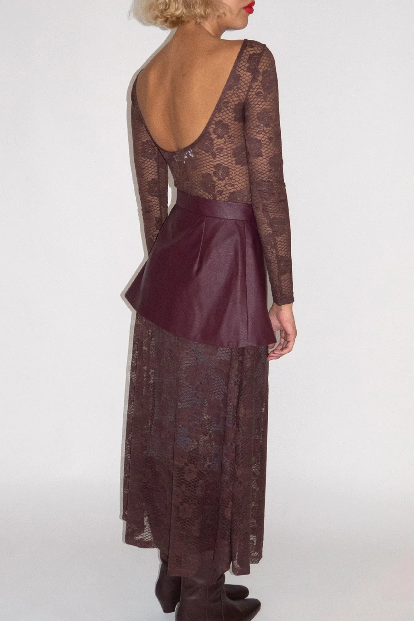 MR. LARKIN, Uma Peplum Belt, Bordeaux