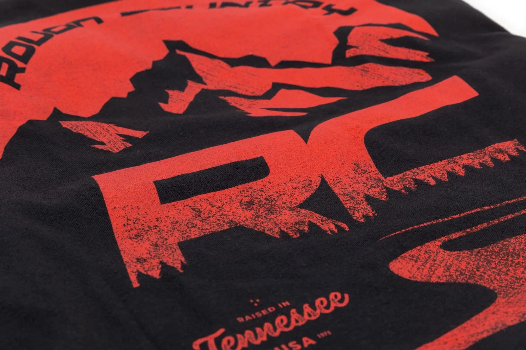 Rough Country T-Shirt - RC Mountains - Black - MD